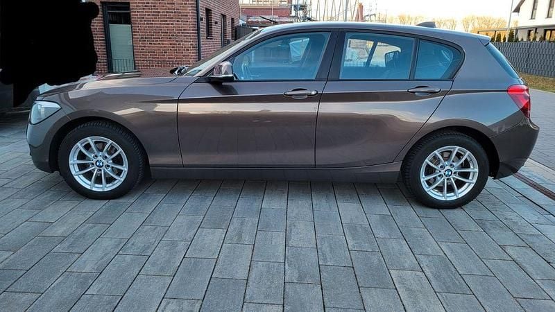 Gebraucht BMW 114 95 PS (69 kW) 2014 Braun Kleinwagen