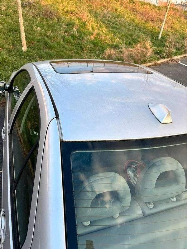 Usata VW Bora 105 CV (77 kW) 2001 Argento Berlina