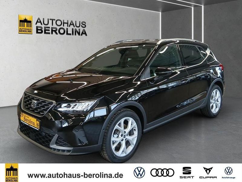 Neu Seat Arona FR 116 PS (85 kW) 2025 Schwarz SUV