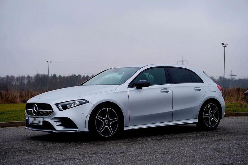 Gebraucht Mercedes A200 AMG 163 PS (119 kW) 2019 Silber Limousine