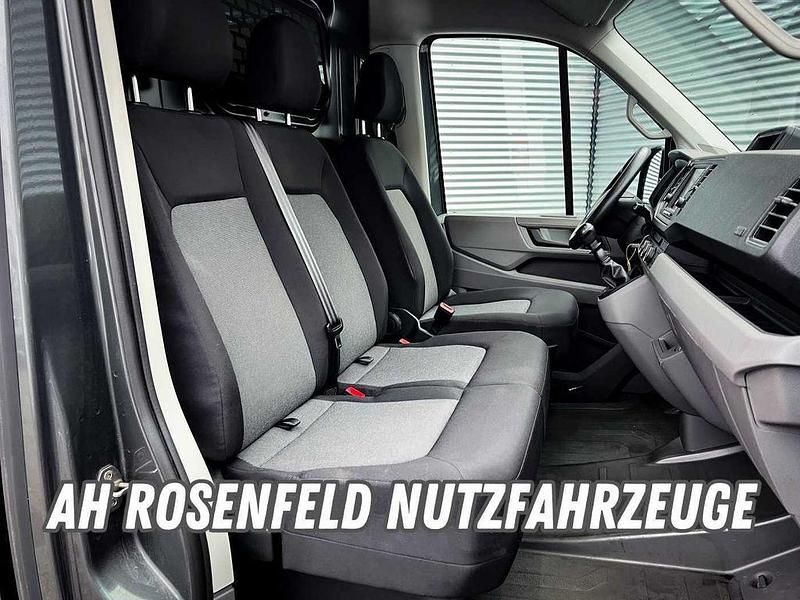 Gebraucht VW Crafter S 140 PS (102 kW) 2019 Grau Van