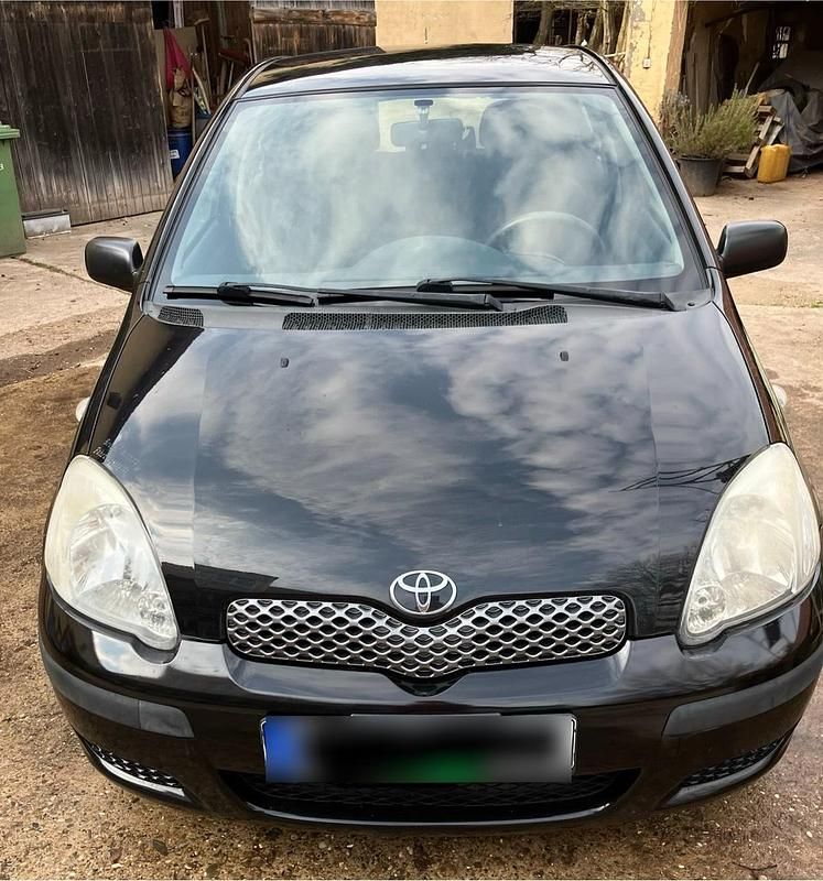 Gebraucht Toyota Yaris 65 PS (47 kW) 2006 Schwarz Kleinwagen