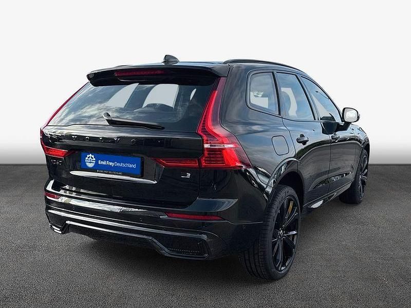 Neu Volvo XC60 Core 250 PS (183 kW) 2025 Grau SUV
