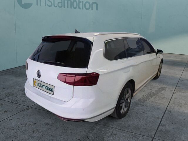 Gebraucht VW Passat R-line 200 PS (147 kW) 2022 Weiß Kombi