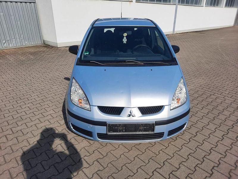 Second-hand Mitsubishi Colt Inform 68 CP (50 kW) 2007 Albastru Monovolum