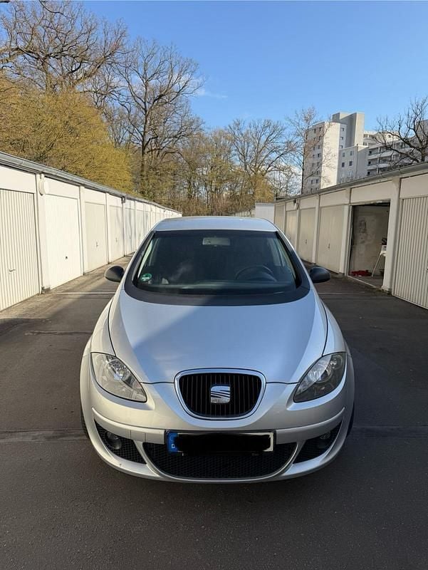 Gebraucht Seat Altea 121 PS (88 kW) 2004 Silber Van / Kleinbus