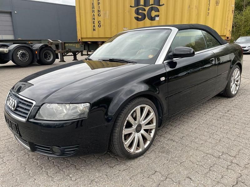 Schwarz Gebraucht 2004 Audi A4 Cabriolet Sport Cabrio | 3.500 € (Superpreis) - Bild 1/4