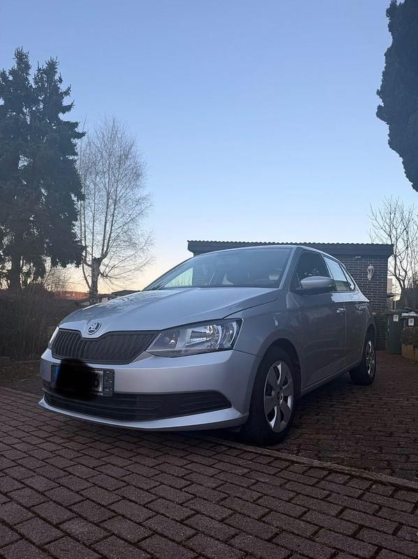 Gebraucht Skoda Fabia Cool Plus 60 PS (44 kW) 2018 Silber Kleinwagen