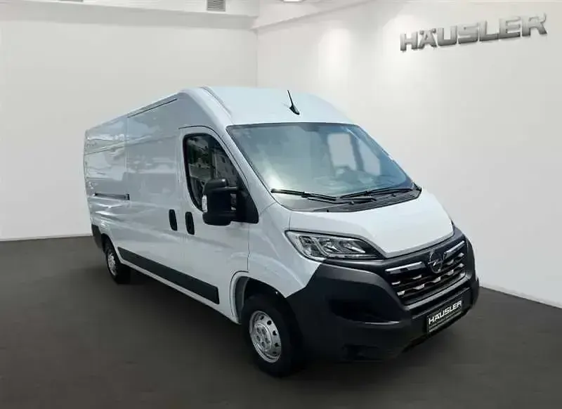 Gebraucht Opel Movano 140 PS (102 kW) 2023 Weiss Van