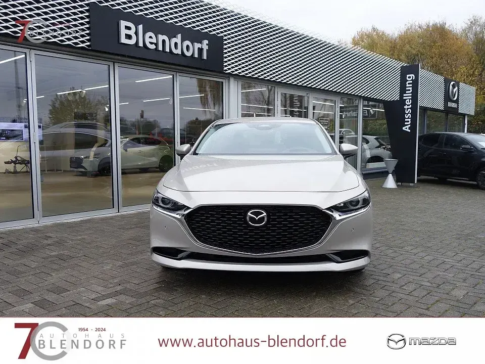 Neu Mazda 3 Exclusive-Line 186 PS (136 kW) 2026 Platinum quartz Limousine