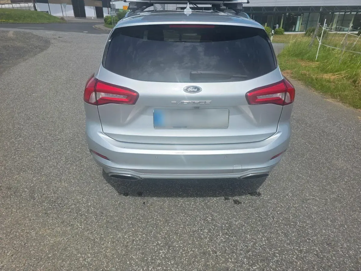 Gebraucht Ford Focus Vignale 150 PS (110 kW) 2020 Silber Kombi