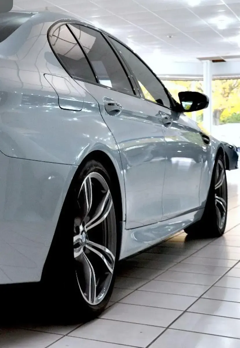 Gebraucht BMW M5 Performance 560 PS (411 kW) 2012 Grau Limousine
