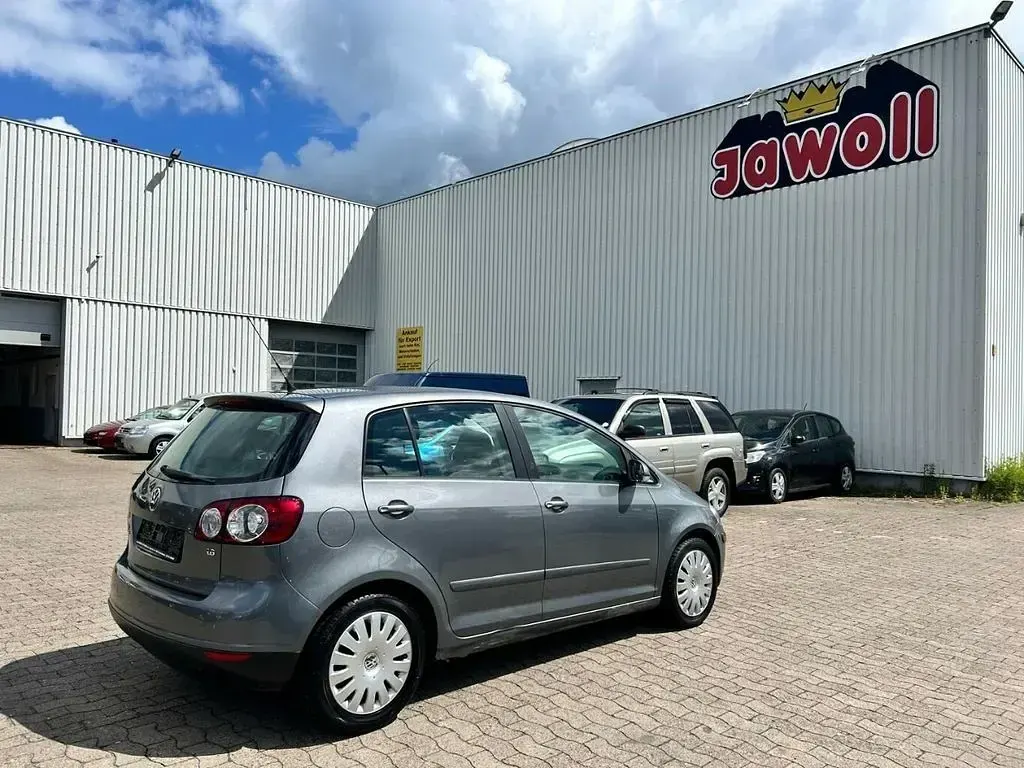 Gebraucht VW Golf V Trendline 102 PS (75 kW) 2007 Grau Limousine