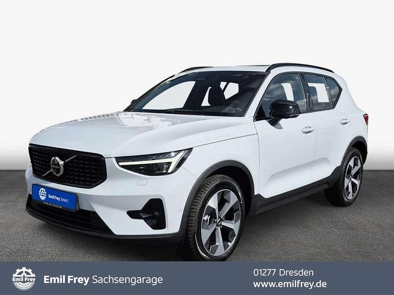 Blau Gebraucht 2023 Volvo XC40 Ultimate SUV | 37.800 € (Fairer Preis) - Bild 1/4