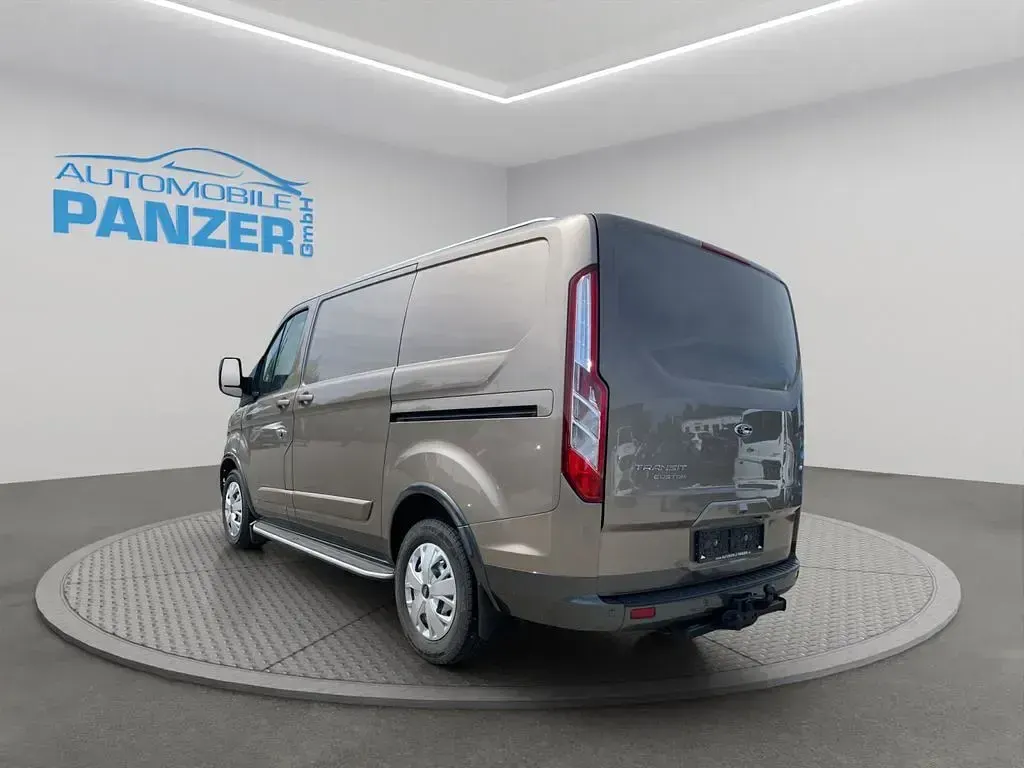 Second-hand Ford Transit Custom Trend 170 CP (125 kW) 2023 Argintiu Monovolum