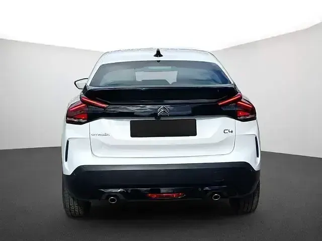Gebraucht Citroën C4 Feel 131 PS (96 kW) 2023 Weiß SUV