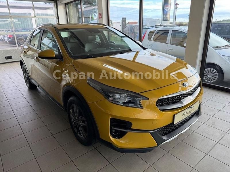 Gebraucht Kia XCeed Vision 136 PS (100 kW) 2020 Gelb SUV
