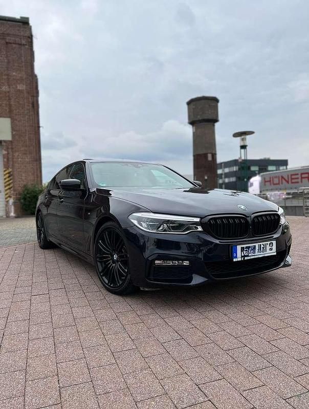Schwarz Gebraucht 2017 BMW 520 M Sport Limousine | 26.250 € (Teuer) - Bild 1/4