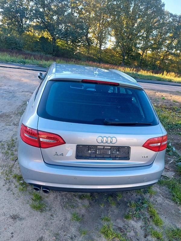 Second-hand Audi A4 150 CP (110 kW) 2015 Andere farben Break