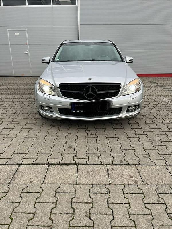 Silber Gebraucht 2010 Mercedes C350 Sport Edition Limousine | 13.499 € (Teuer) - Bild 1/4