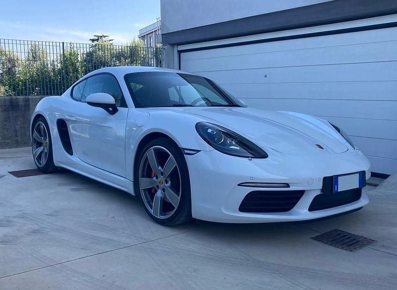 Weiß Gebraucht 2021 Porsche 718 Cayman S Coupé | 62.000 € - Bild 1/4