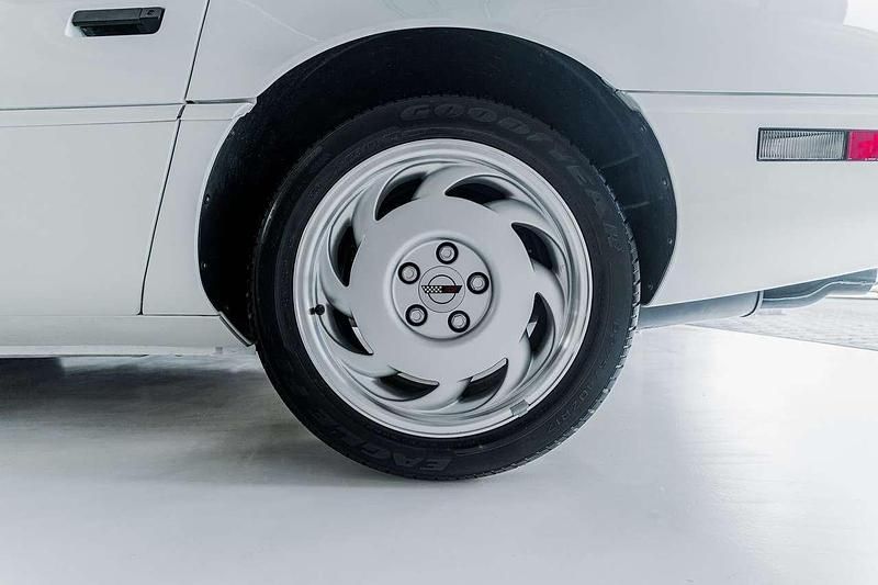 Gebraucht Corvette C4 305 PS (224 kW) 1992 Weiß Coupé