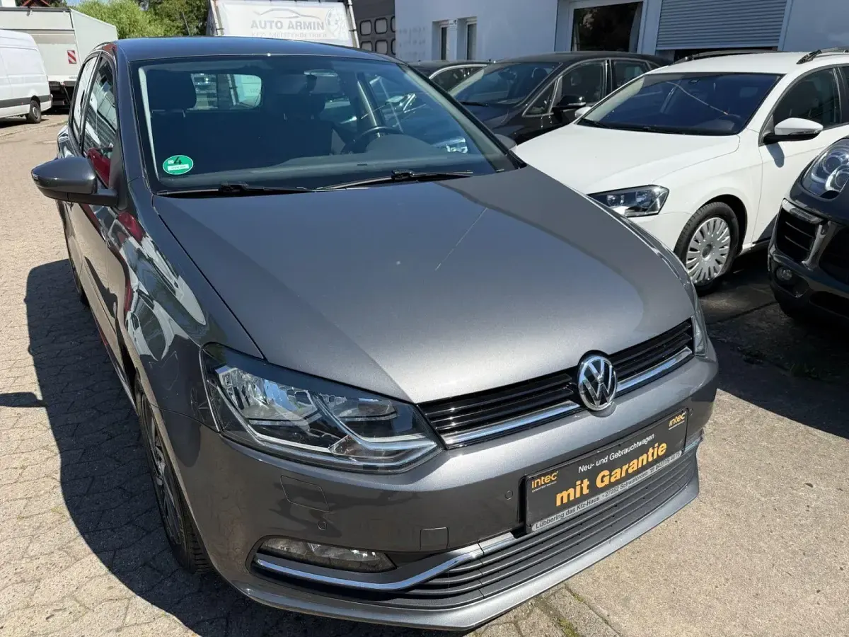 Używany VW Polo Sound 75 KM (55 kW) 2017 Szary Hatchback