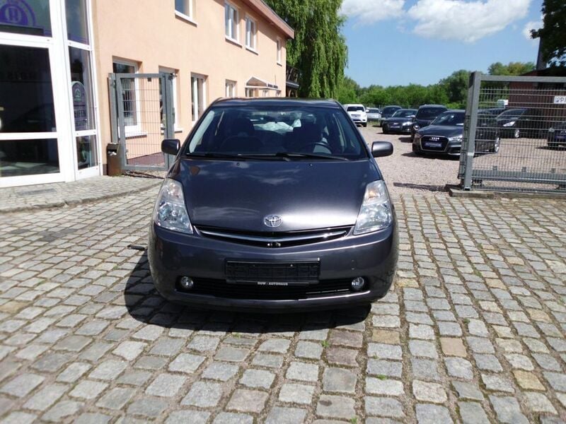 Gebraucht Toyota Prius Sol 77 PS (56 kW) 2007 Grau metallic Kleinwagen