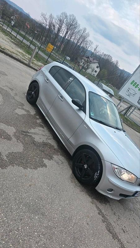 Gebraucht BMW 116 116 PS (85 kW) 2005 Silber Kleinwagen