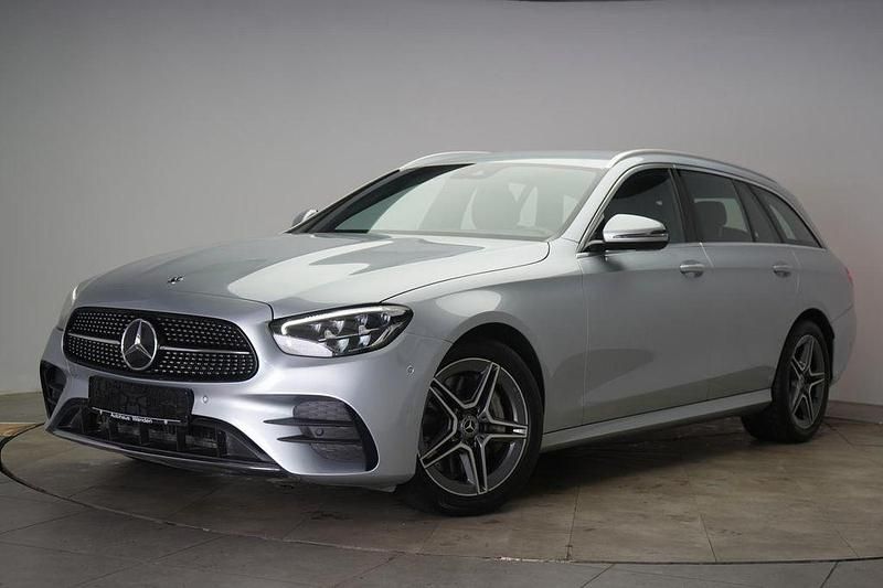 Gebraucht Mercedes E300 AMG 194 PS (142 kW) 2020 Silber Limousine