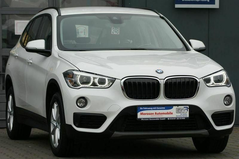 Gebraucht BMW X1 Advantage 150 PS (110 kW) 2017 Mineralweiß metallic (metallic) SUV