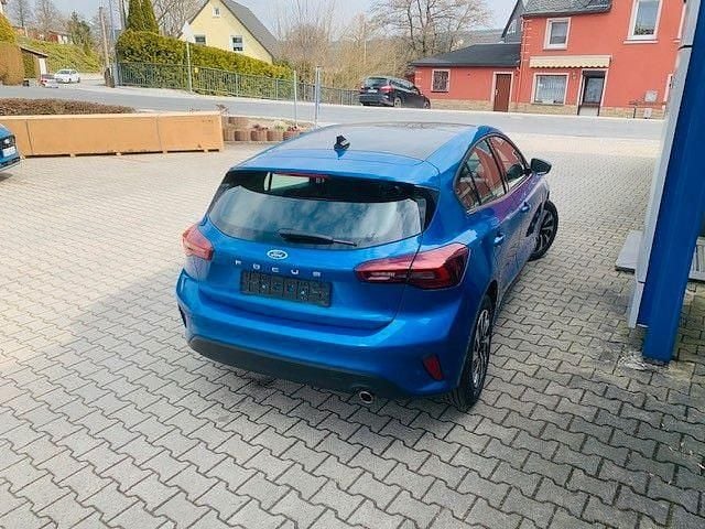 Gebraucht Ford Focus 155 PS (114 kW) 2025 Blau Limousine