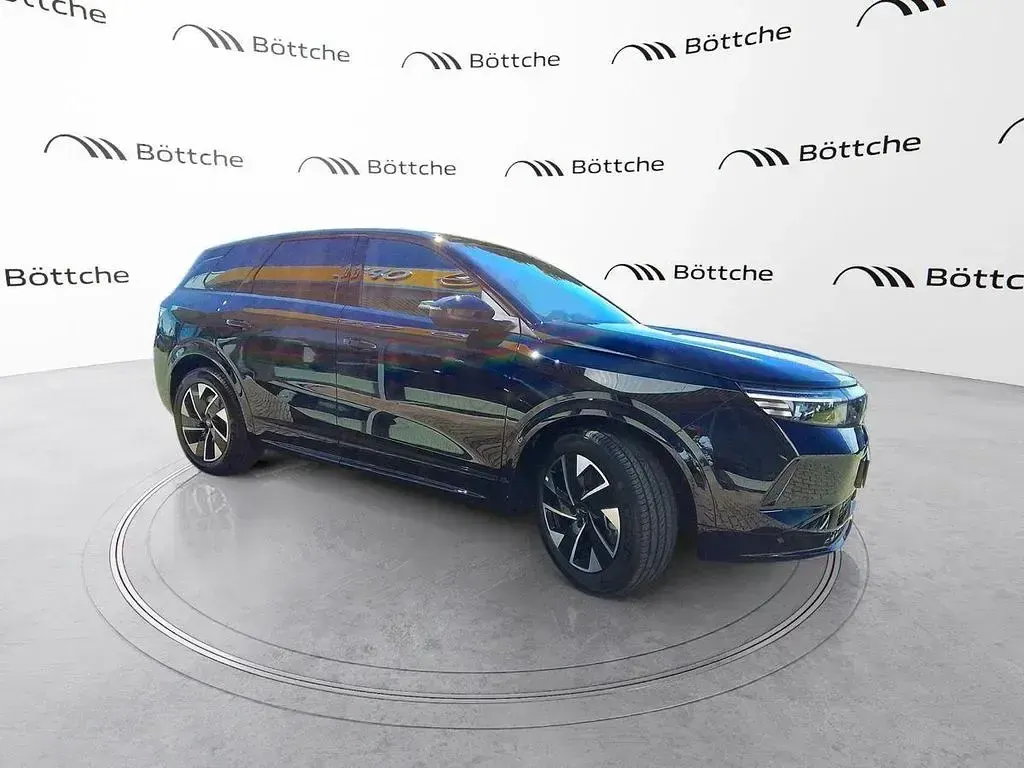 Neu Opel Grandland Electric 156 kW (213 PS) 2026 Lackierung schwarz perla nera/typ aussenverkleidung metalliclackierung SUV