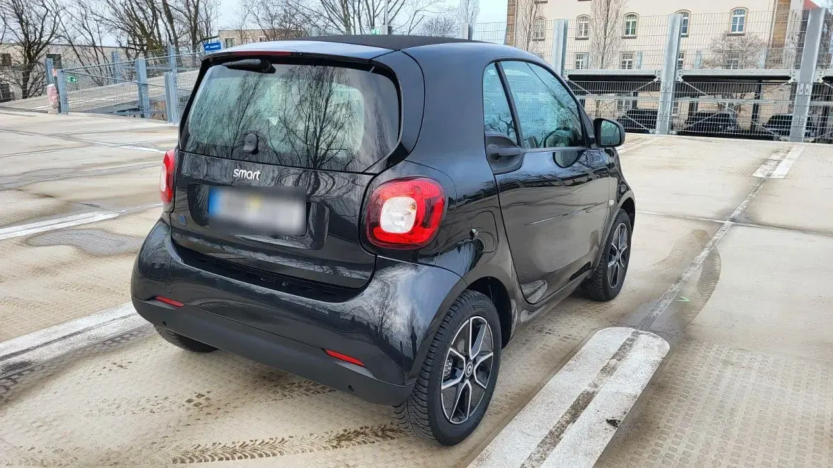Gebraucht Smart ForTwo Coupé Passion 60 kW (82 PS) 2021 Schwarz Coupé