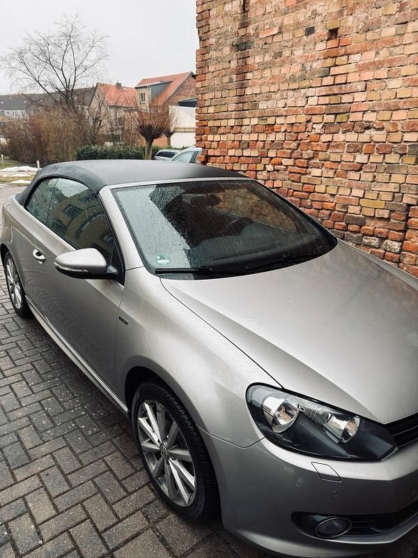 Gebraucht VW Golf Cabriolet 105 PS (77 kW) 2016 Silber Cabrio