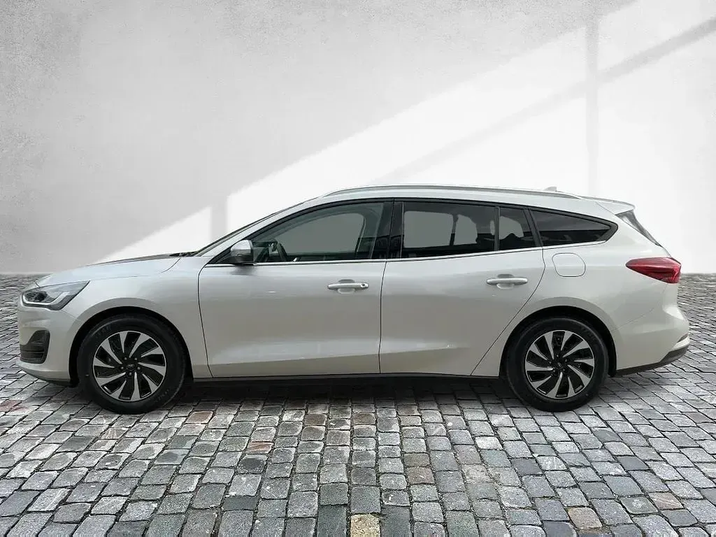 Usata Ford Focus Titanium 155 CV (114 kW) 2024 Argento Berlina