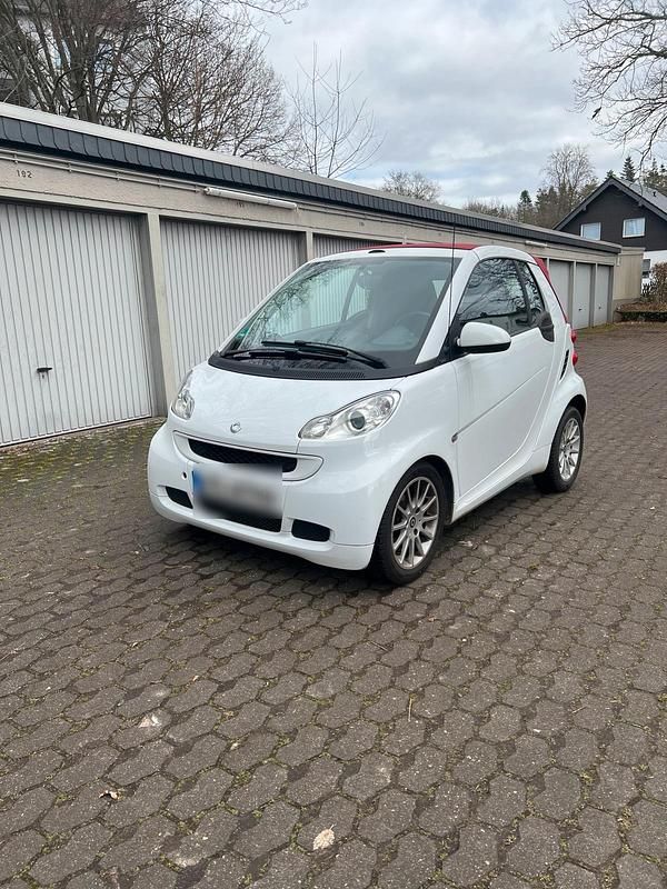 Weiß Gebraucht 2011 Smart ForTwo Cabrio Cabrio | 5.500 € (Guter Preis) - Bild 1/4