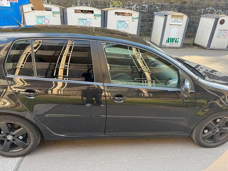 Gebraucht VW Golf IV 102 PS (75 kW) 2006 Schwarz Limousine