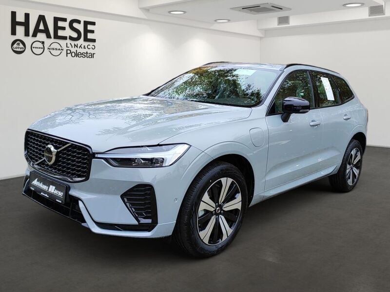 Grau Gebraucht 2024 Volvo XC60 Plus SUV | 65.890 € - Bild 1/4