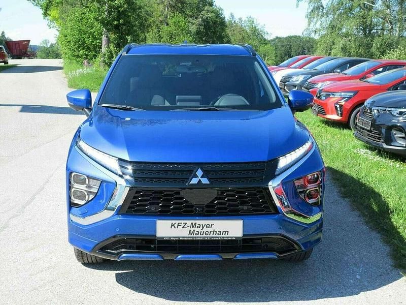 Gebraucht Mitsubishi Eclipse Cross Select 188 PS (138 kW) 2024 Blau SUV