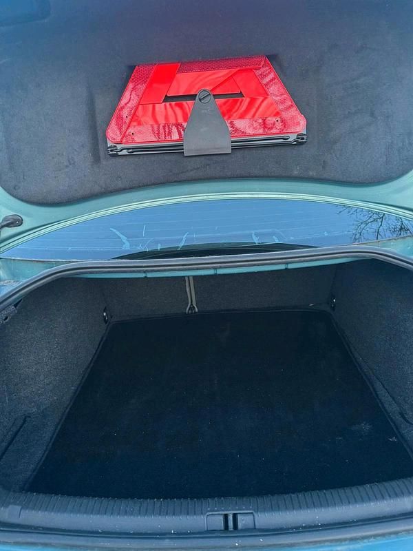 Gebraucht VW Passat 150 PS (110 kW) 1999 Grün Limousine