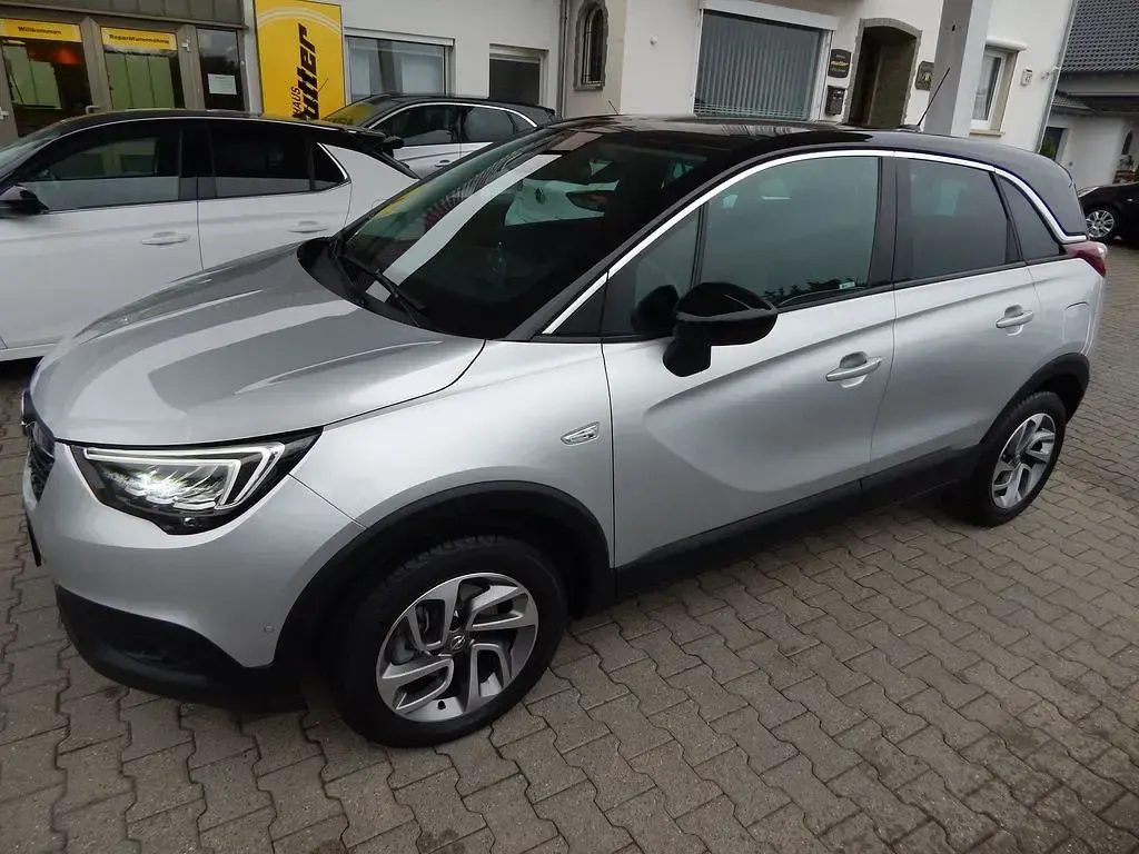 Gebraucht Opel Crossland Innovation 110 PS (80 kW) 2017 Silber SUV