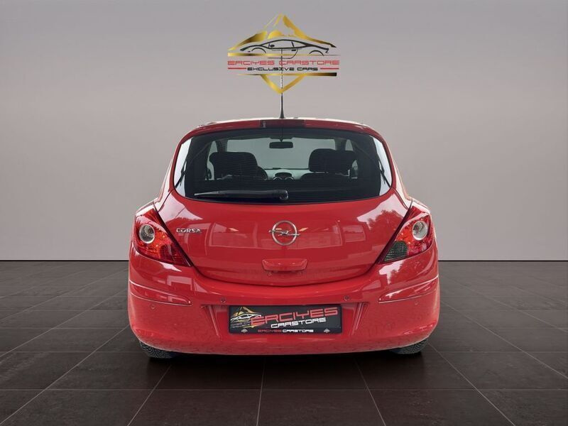 Gebraucht Opel Corsa Edition 101 PS (74 kW) 2010 Rot Limousine