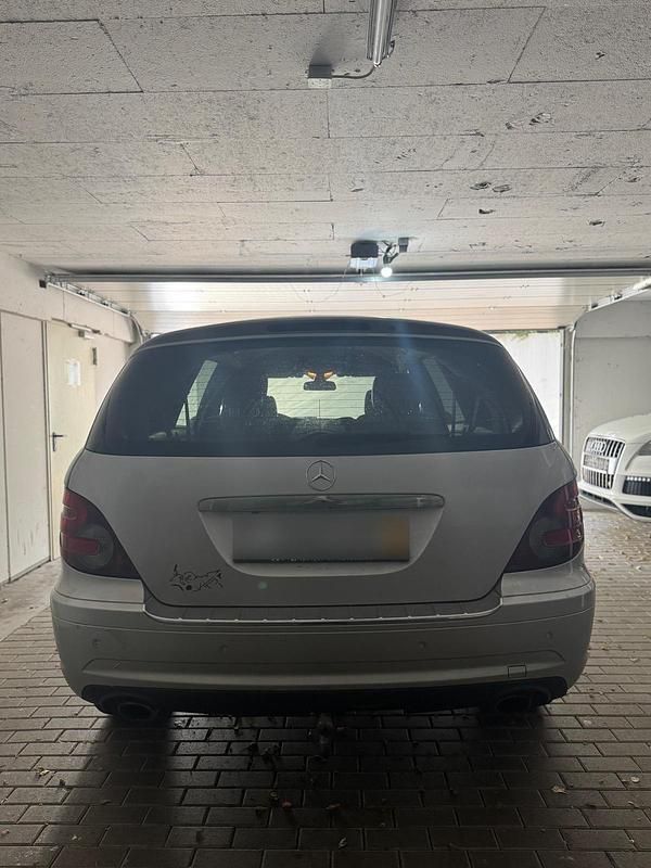 Gebraucht Mercedes R320 224 PS (164 kW) 2008 Silber Van / Kleinbus