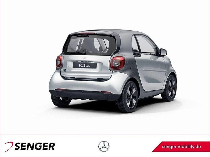 Gebraucht Smart ForTwo Electric Drive Passion Premium 60 kW (82 PS) 2022 Silber Kleinwagen