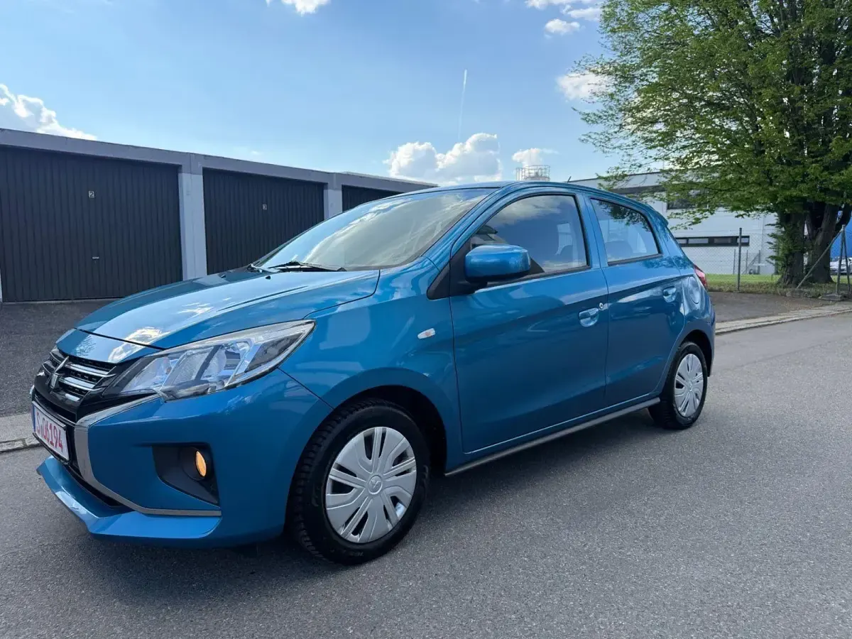 Gebraucht Mitsubishi Space Star Select 71 PS (52 kW) 2023 Blau Kleinwagen