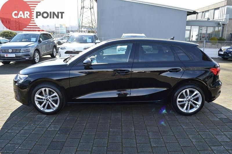 Gebraucht Audi A3 Ambiente 150 PS (110 kW) 2023 Brillantschwarz Limousine