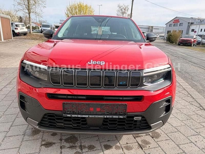 Gebraucht Jeep Avenger EV Longitude 114 kW (156 PS) 2023 Rot SUV