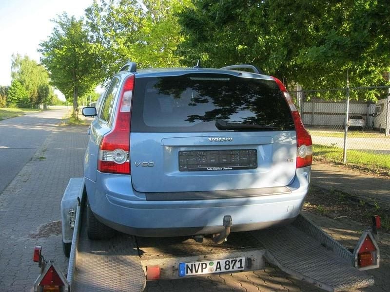 Gebraucht Volvo V50 140 PS (102 kW) 2005 Blau Kombi