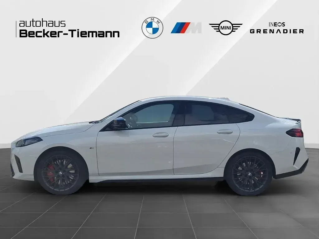 Gebraucht BMW M235 Performance 300 PS (220 kW) 2025 Weiß Coupé